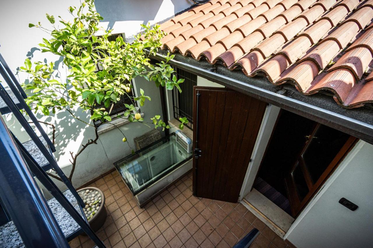 La Terrazza Apartment - Smart Holiday Mantoue Extérieur photo